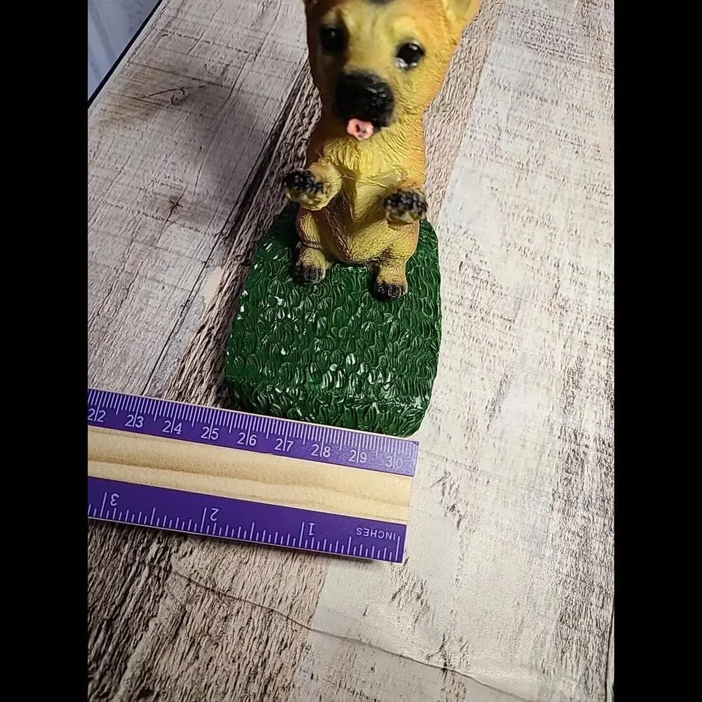 Adorable Standing Pop Smartphone Holder. Universal Phone Holder